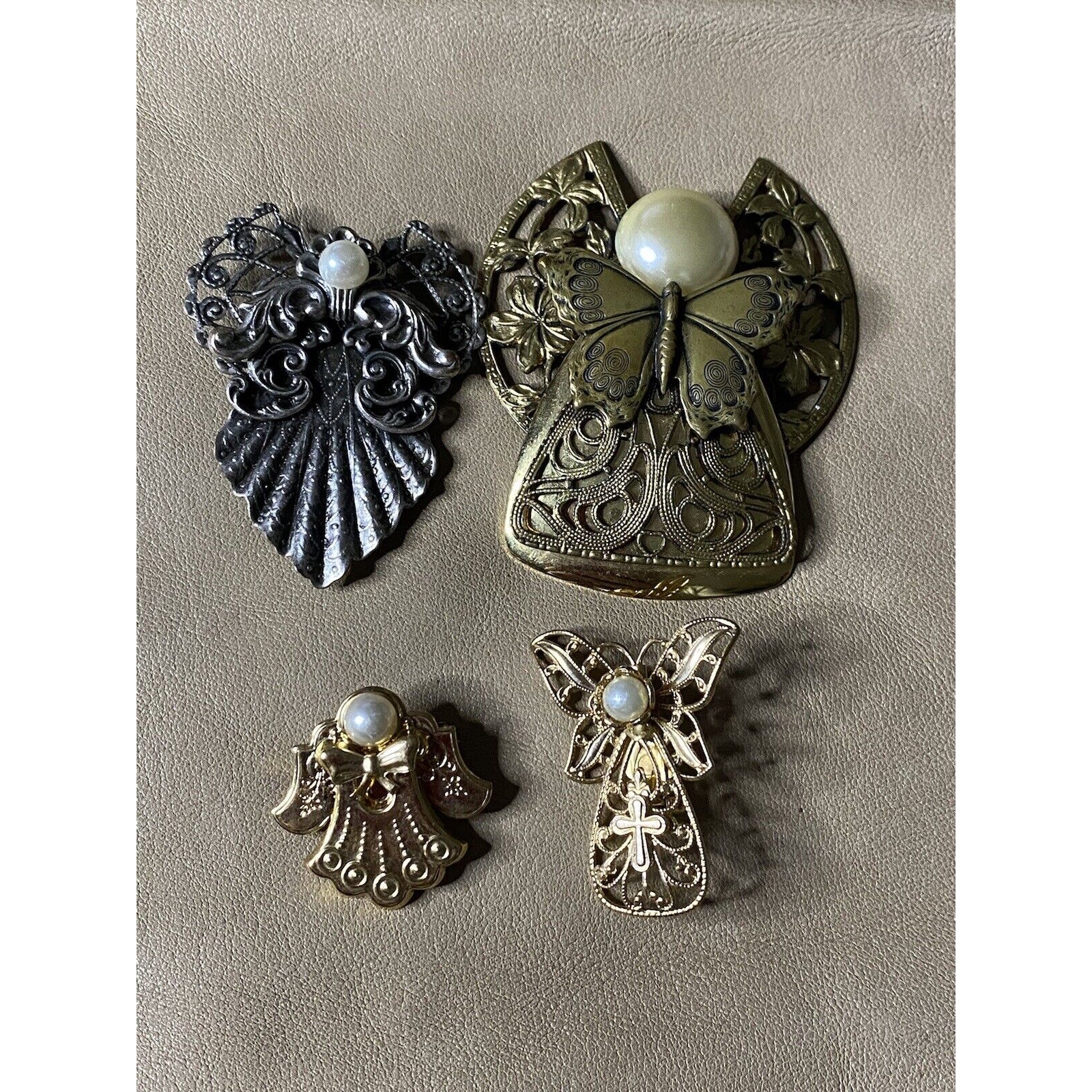 Vintage Lot 4 Jane Signed Angel Brooch Beautiful W/Faux Pearl Silver & Gold Tone